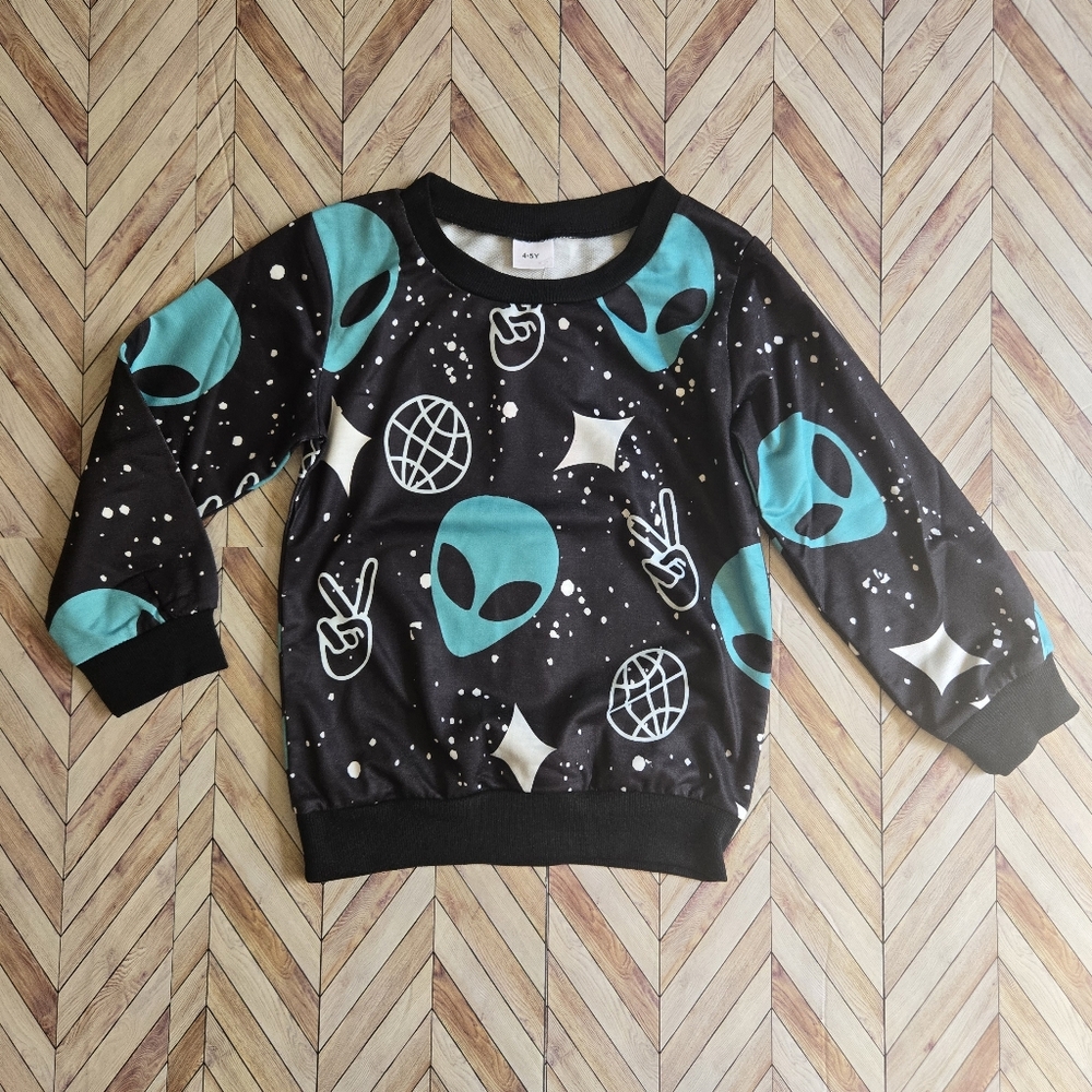 Kids Alien Space Crewneck Sweatshirt Black Teal Graphic Pullover Sweater 4-5Y